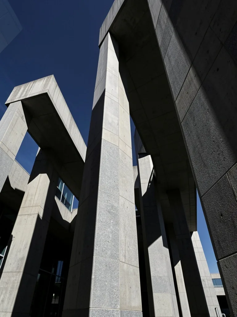 Brutalist architecture representing structural analysis